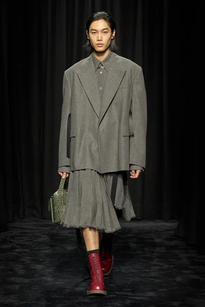 Look 20